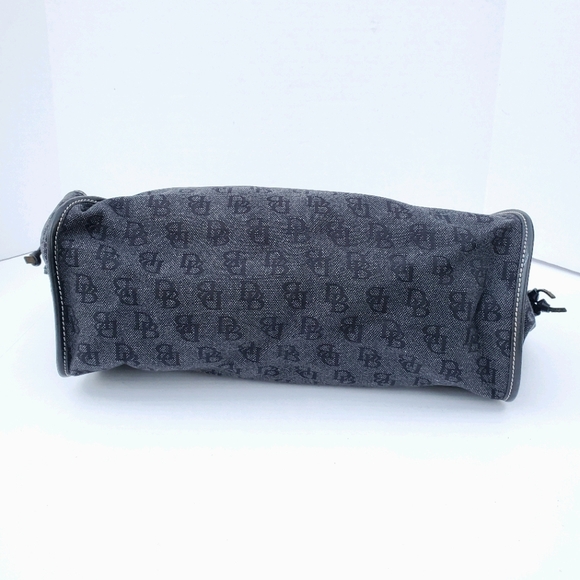 Dooney and Bourke signature canvas tote - Picture 3 of 9